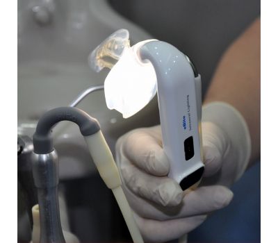 Dentozone eBite (Electronic Bite) - беспроводная система интраоральной подсветки и аспирации