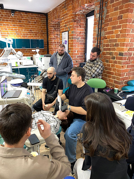 WhatsApp Image 2025-04-28 at 11.05.03 (1).jpeg